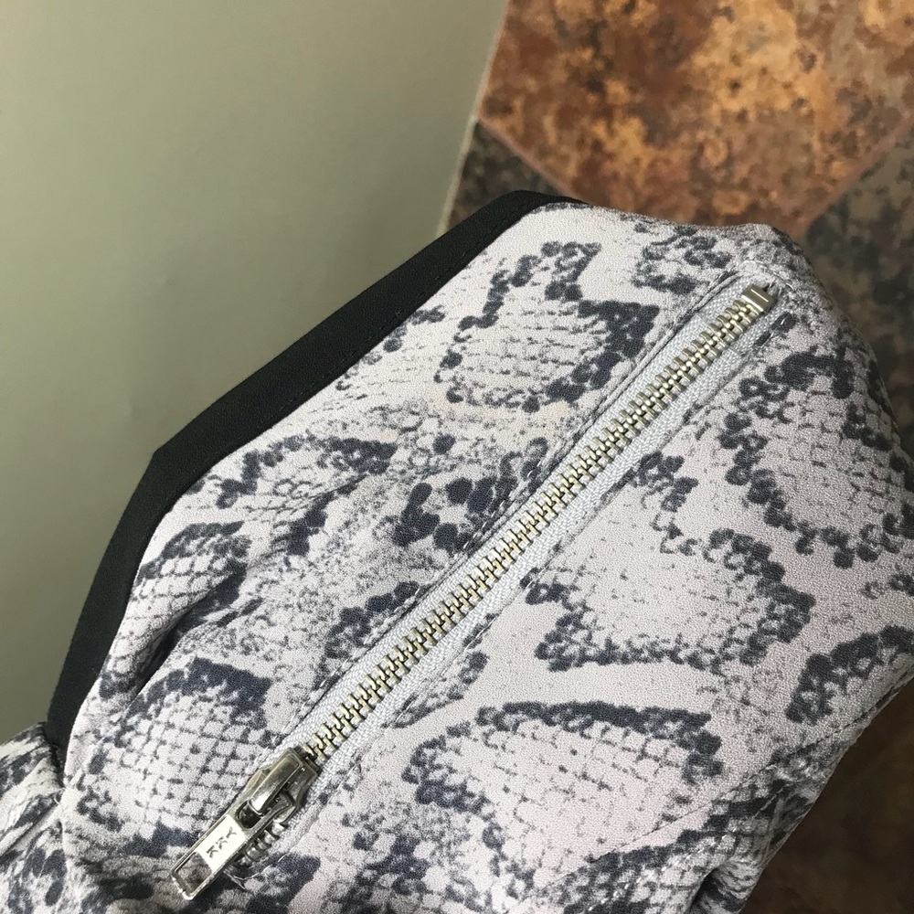 Guess Python Print Joggers - image 6